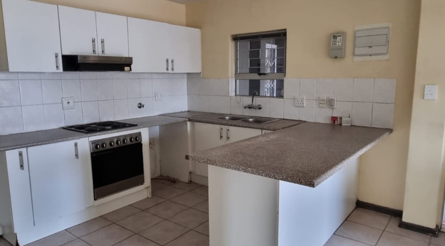 To Let 2 Bedroom Property for Rent in Vredekloof Heights Western Cape